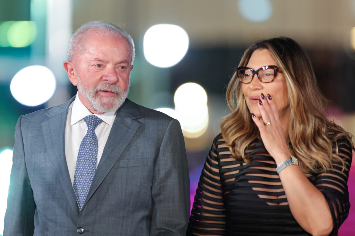 cop30:-lula-e-janja-montam-floresta-imersiva-para-coquetel-com-lideres