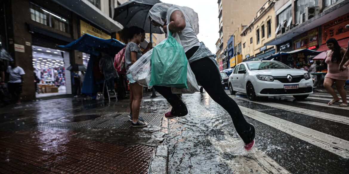 defesa-civil-de-sao-paulo-alerta-para-fortes-tempestades-neste-sabado