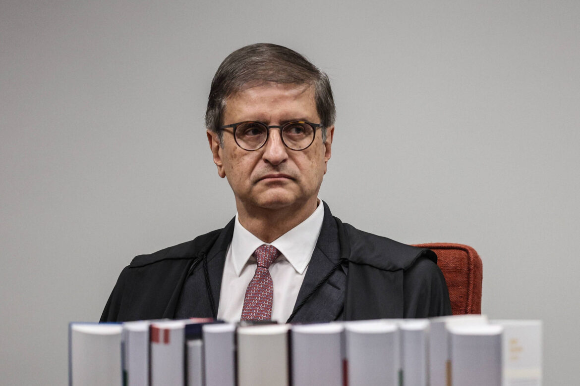 procuradores-fazem-evento-em-resort-logo-apos-operacao-contencao