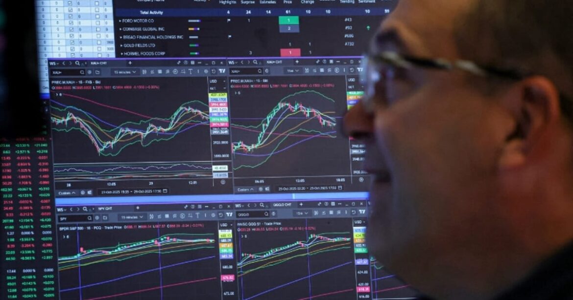 nasdaq-recua-e-acoes-reduzem-perdas-com-sinais-de-progresso-na-paralisacao-nos-eua