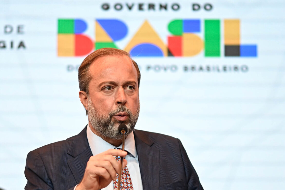 minerio-e-petroleo-podem-financiar-fundo-de-transicao-energetica