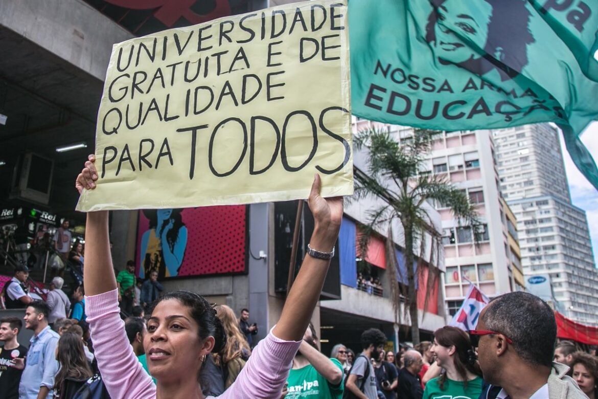 universidade-para-o-povo:-ousadia,-acesso-e-soberania