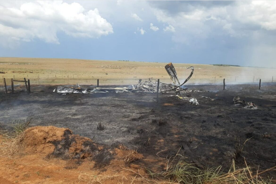 piloto-morre-apos-queda-de-aviao-agricola-em-fazenda-de-mato-grosso