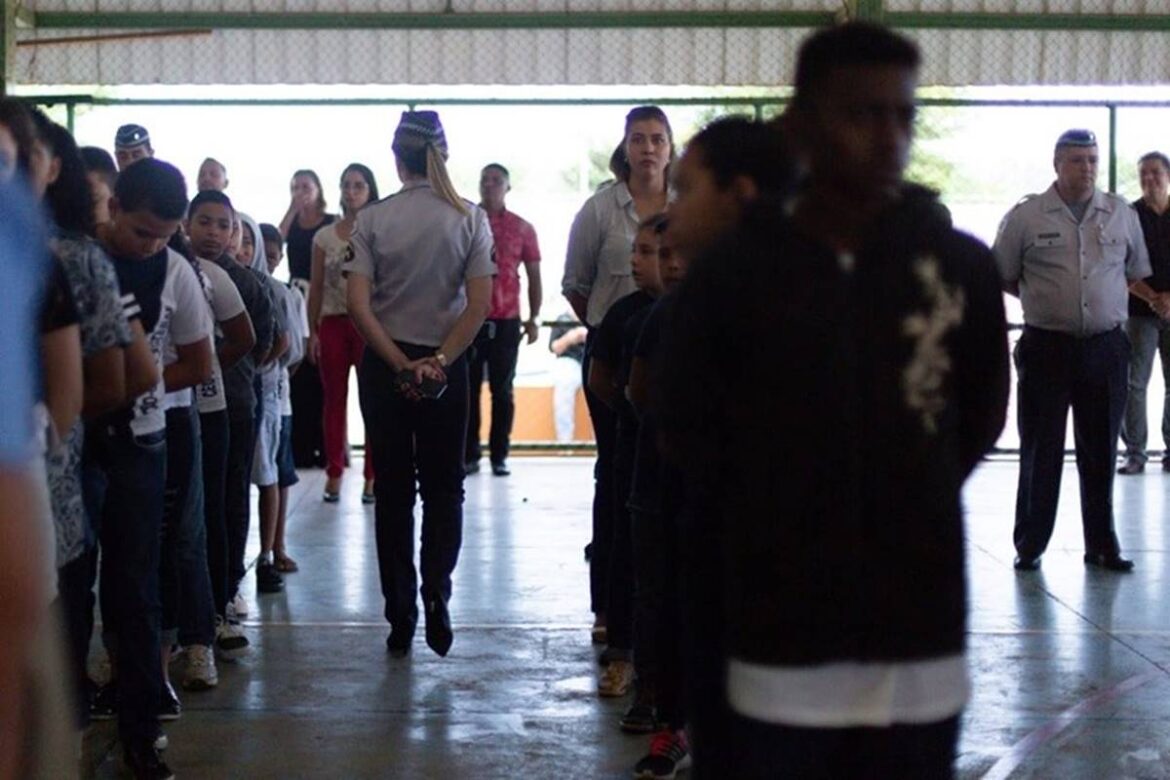 mais-2-escolas-aderem-ao-modelo-de-gestao-compartilhada-no-df