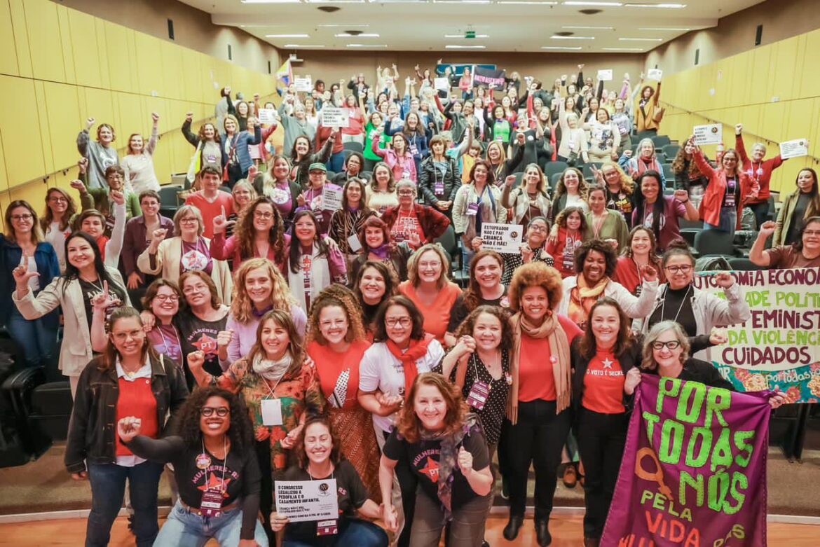 vitalina-goncalves-e-eleita-secretaria-de-mulheres-do-pt-no-rs