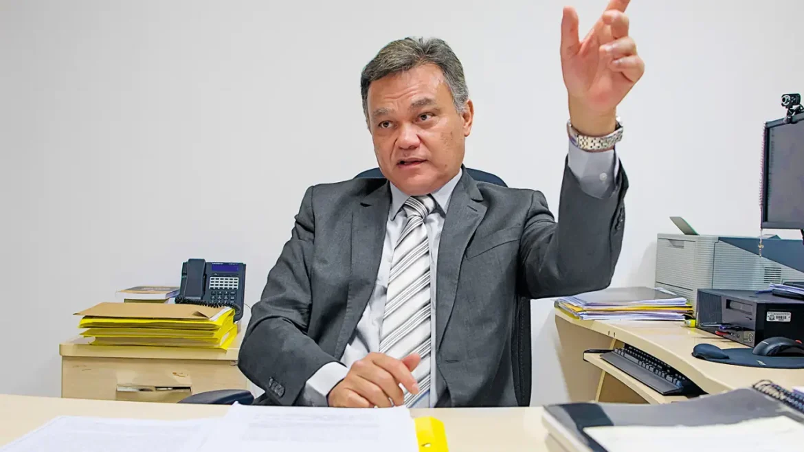 promotor-jurado-pelo-pcc-diz-que-projeto-de-derrite-tem-risco-gigantesco