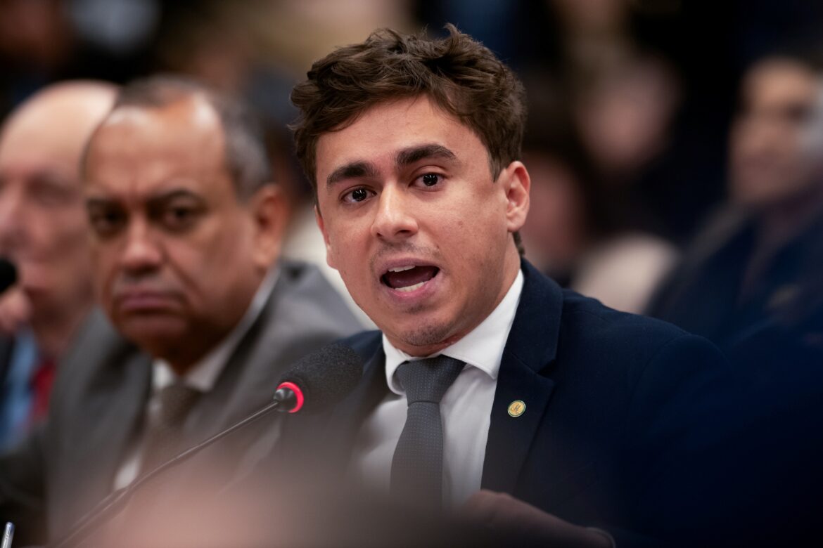 nikolas-sobre-prisao-domiciliar-do-bolsonaro:-maduro-fez-escola