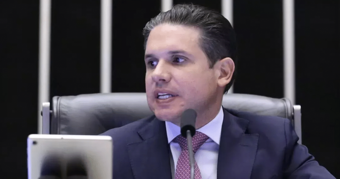 motta-adia-votacao-do-pl-antifaccao-e-negocia-nova-versao-com-lideres