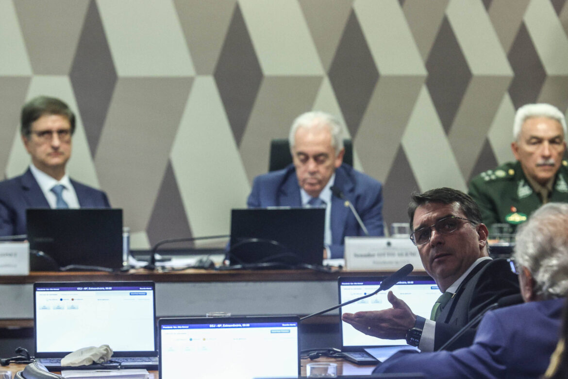gonet-vira-alvo-de-aliados-de-bolsonaro-no-senado-por-trama-golpista,-anistia-e-endosso-a-moraes