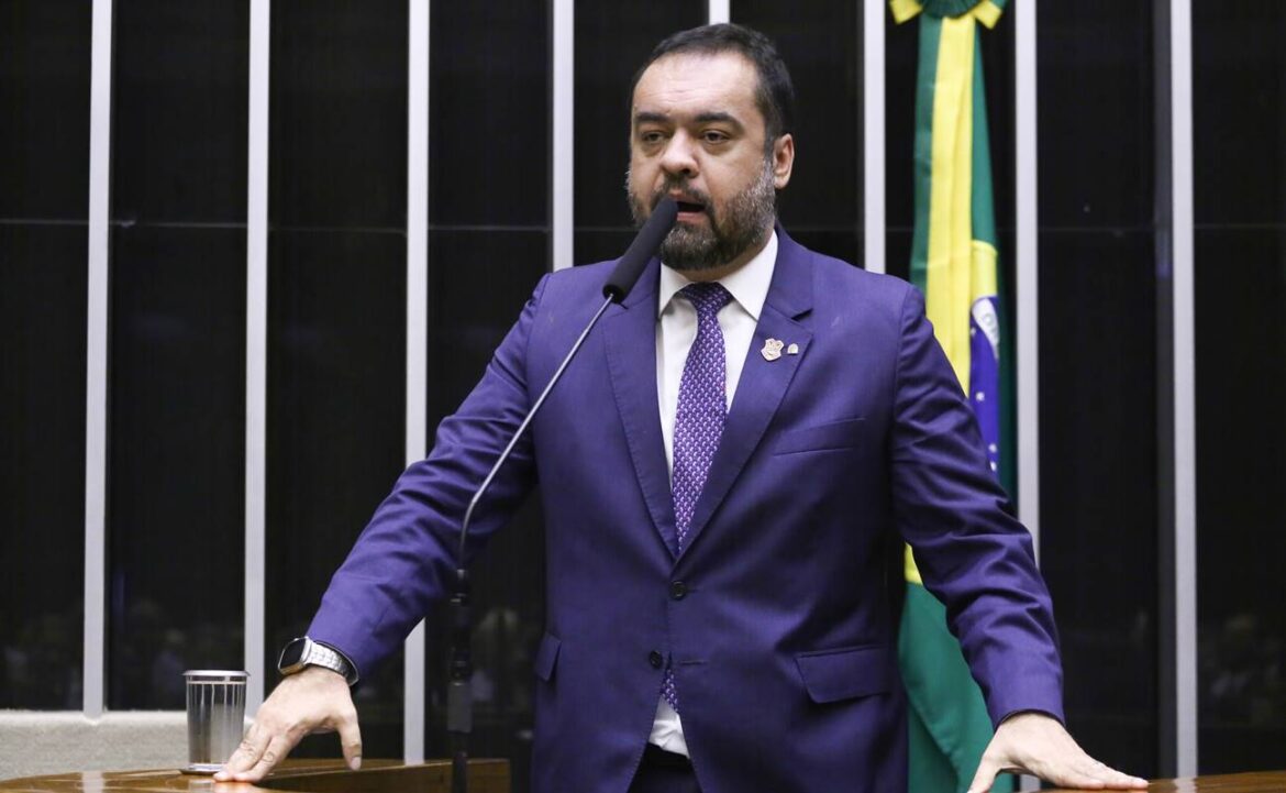 governador-do-rio-aproveita-ida-a-brasilia-para-homenagear-o-flamengo