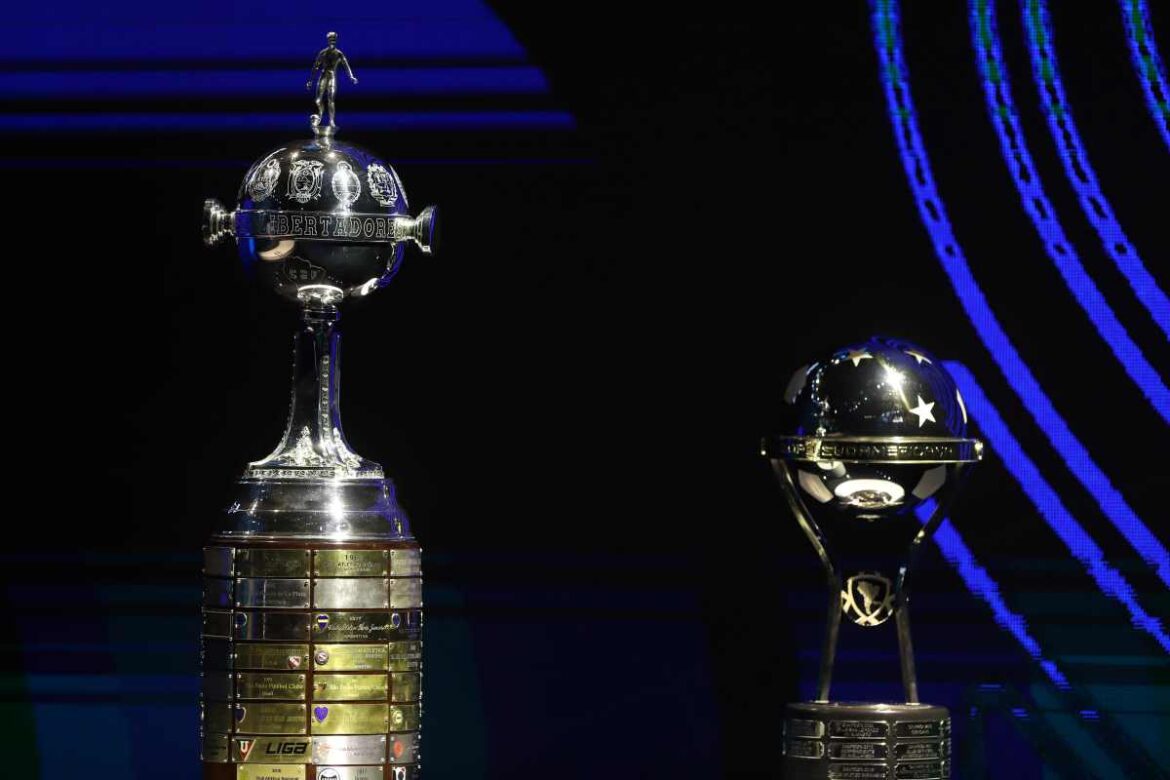 libertadores-e-sul-americana:-finais-terao-tecnologia-de-impedimento