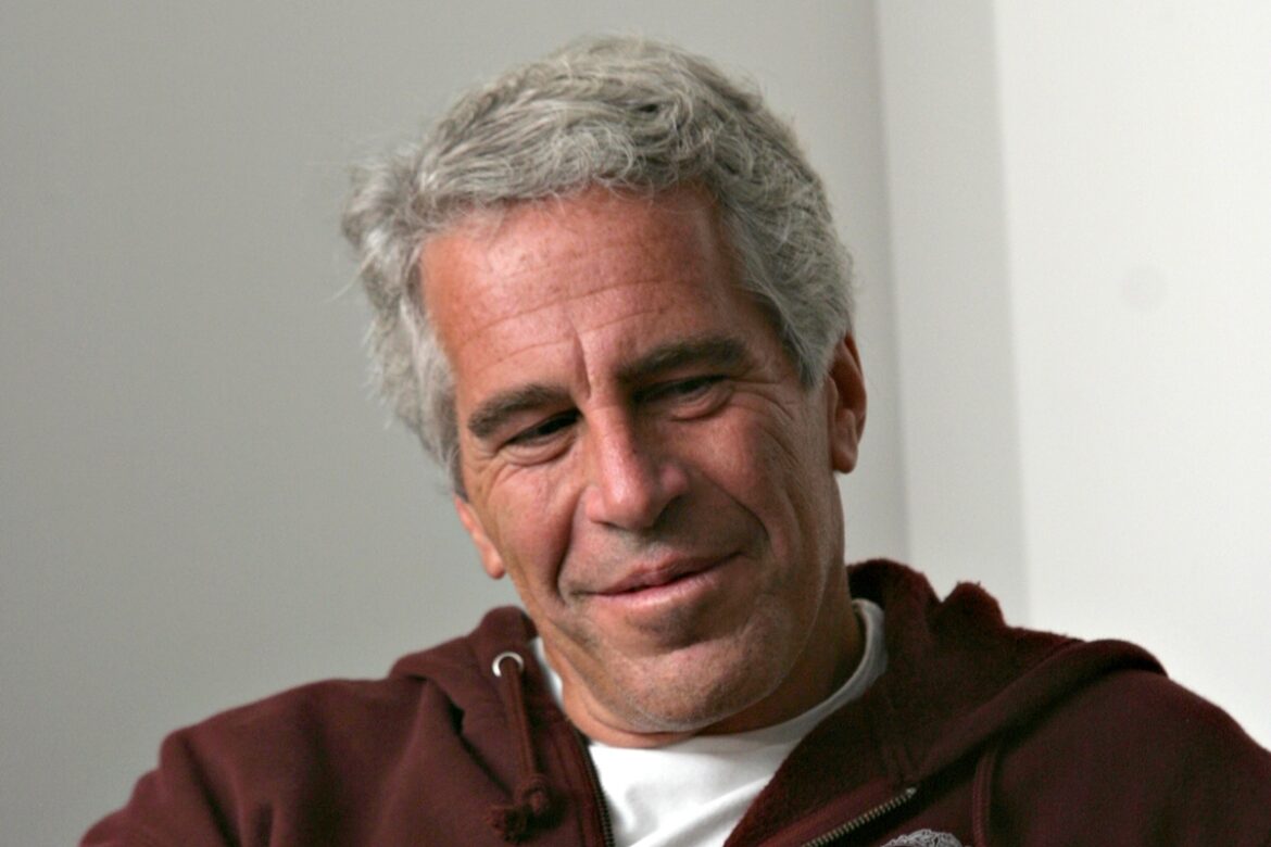 em-e-mail,-epstein-citou-ligacao-com-lula-intermediada-por-chomsky