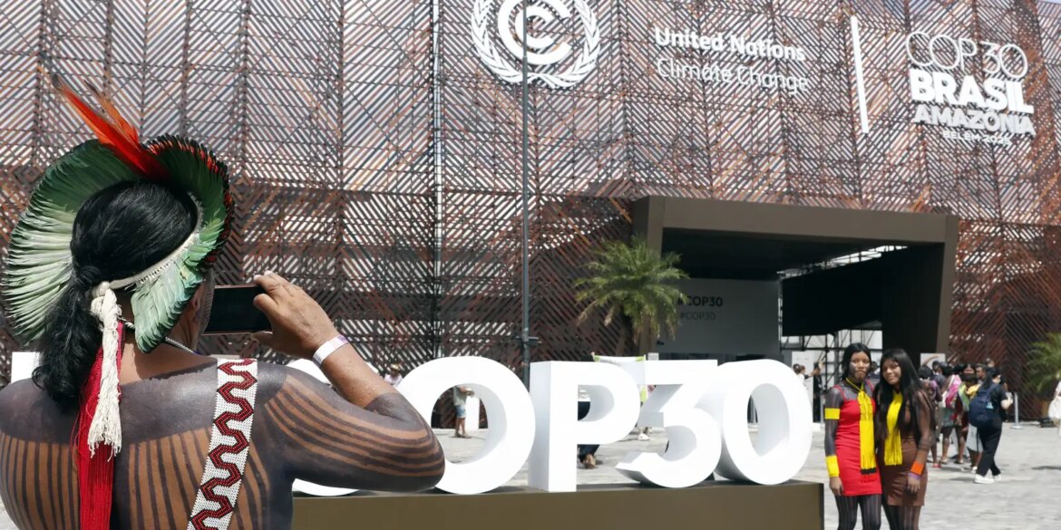 indigenas-do-mundo-cobram-na-cop30-centralidade-na-acao-climatica