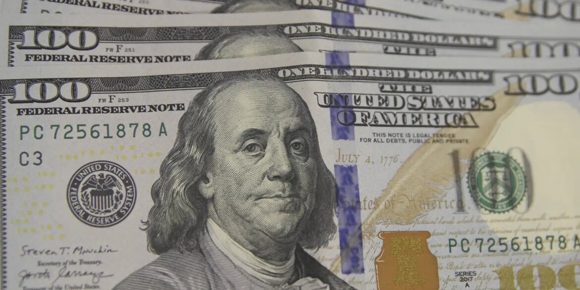 bolsa-mantem-correcao-e-cai-0,3%-nesta-quinta