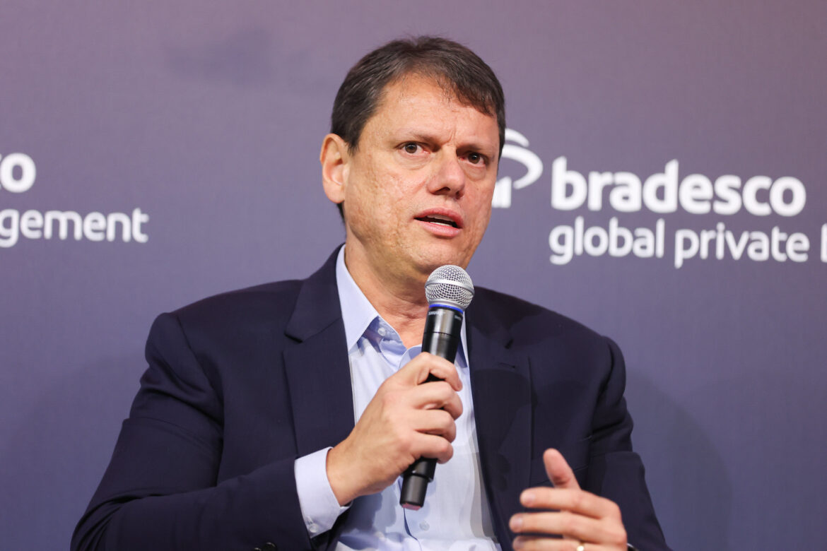 orcamento-proposto-por-tarcisio-em-sp-para-secretaria-da-mulher-e-54,4%-menor-que-o-aprovado-em-2025