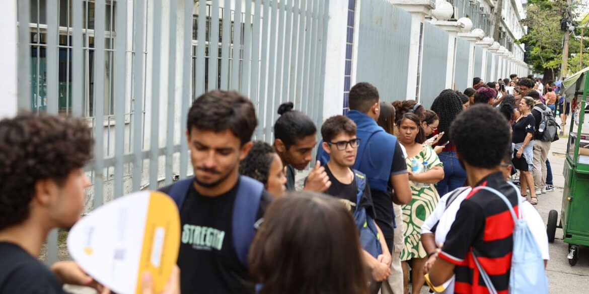 candidatos-relatam-expectativa-para-2o-dia-de-prova-do-enem-2025