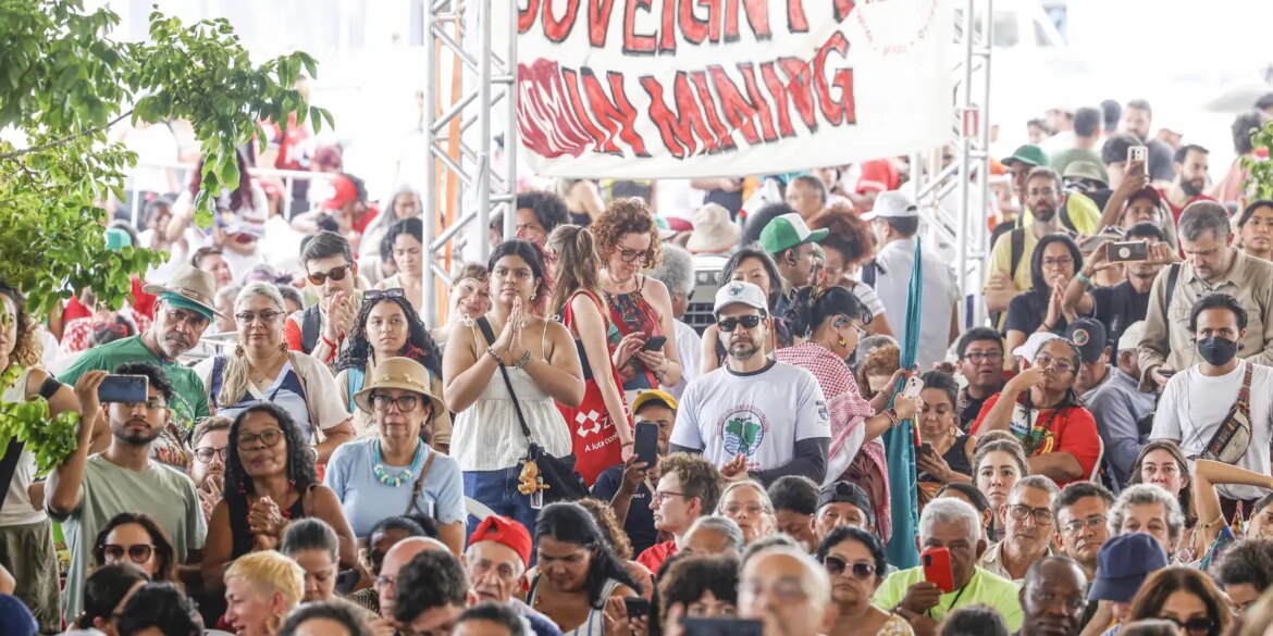 cupula-dos-povos-repudia-falsas-solucoes-e-critica-modelo-capitalista