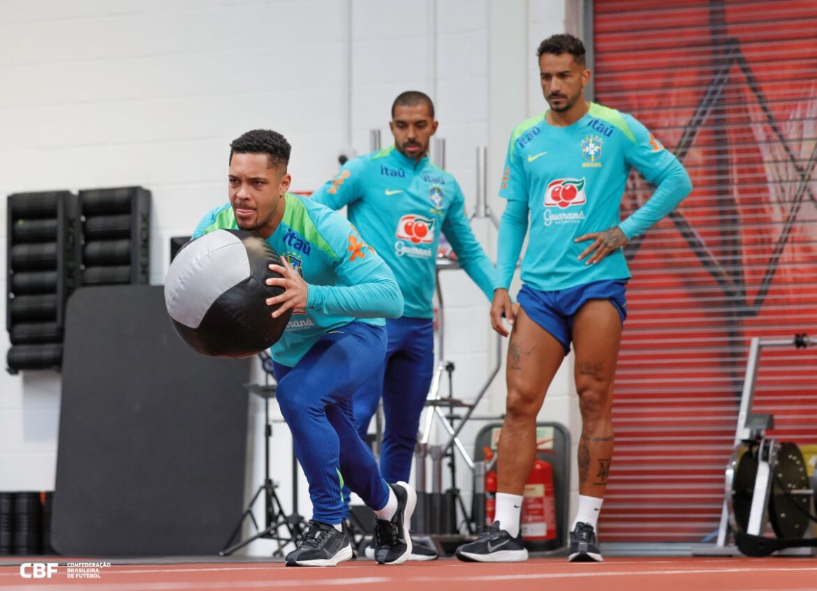 selecao-brasileira-realiza-ultimo-treino-antes-de-enfrentar-a-tunisia