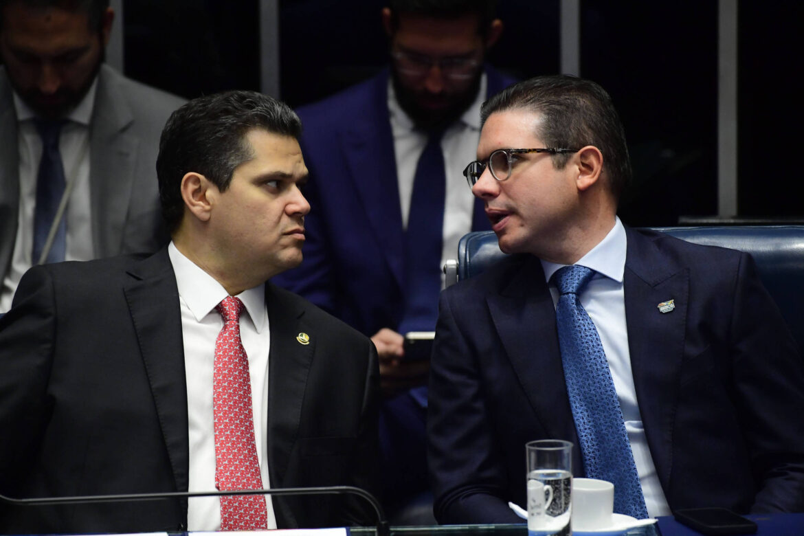 relacao-entre-motta-e-alcolumbre-esfria,-e-congresso-vive-embates-sob-novas-gestoes