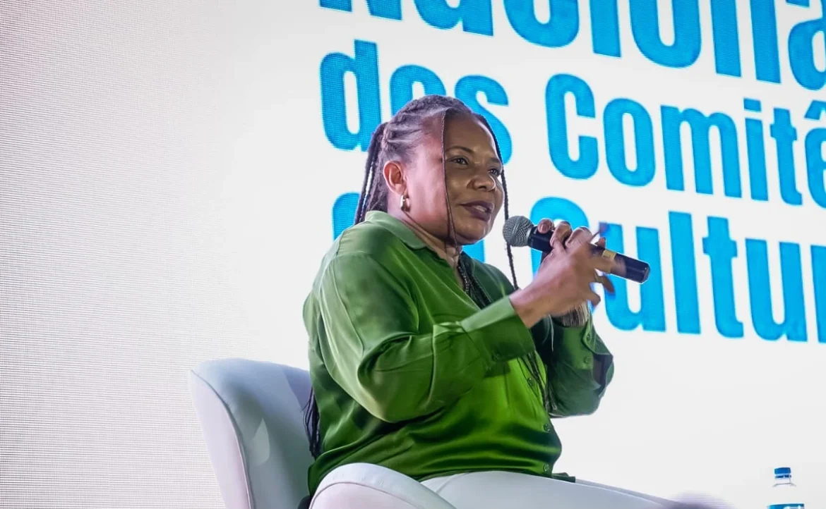 margareth-menezes-recebeu-convite-pra-ser-ministra-em-hospital,-com-forte-dor-de-cabeca,-mas-ainda-assim-teve-crise-de-riso