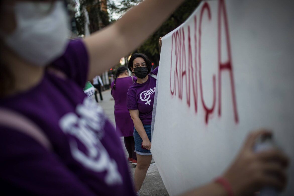 presidente-de-conselho-que-aprovou-resolucao-sobre-aborto-renuncia-e-cita-interesses-eleitoreiros