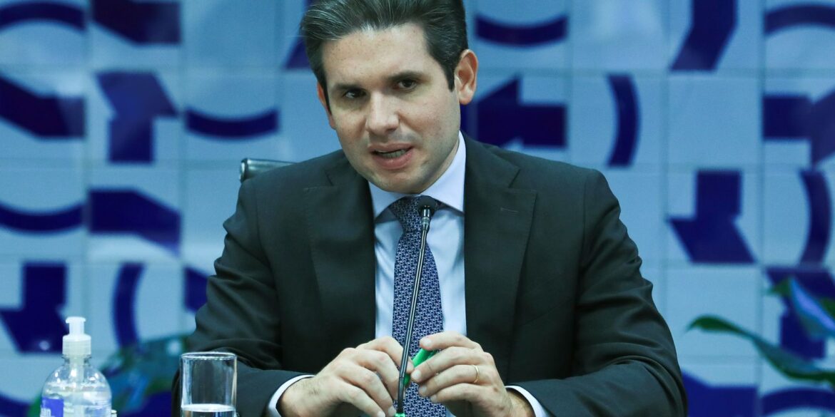 motta-mantem-votacao-do-pl-antifaccao-mesmo-com-criticas-do-governo