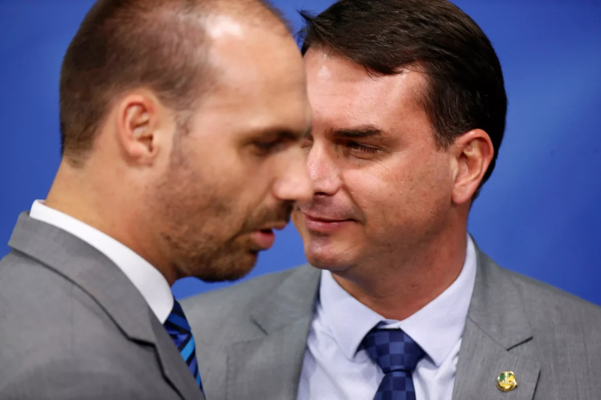 rejeitados?-eduardo-e-flavio-vao-a-el-salvador,-mas-nao-serao-recebidos-por-bukele