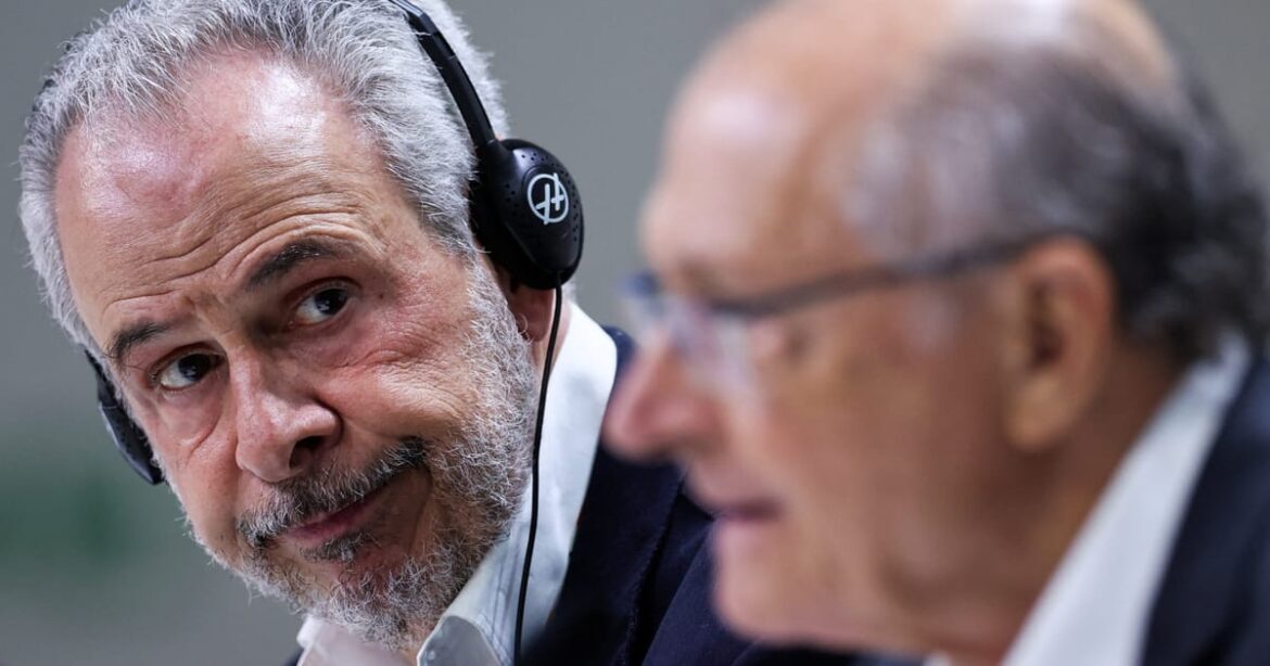cop30-negociacao-climatica-lenta-se-transforma-em-corrida-de-velocidade