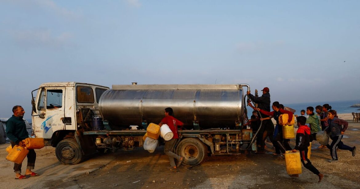 fornecedor-de-agua-de-gaza-suspende-servicos-apos-hamas-deter-funcionario