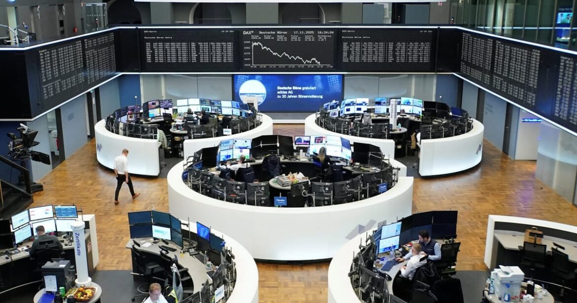 indice-stoxx-600-fecha-em-menor-nivel-em-um-mes-por-temores-com-corte-de-juros-do-fed-e-valuations-de-tecnologia