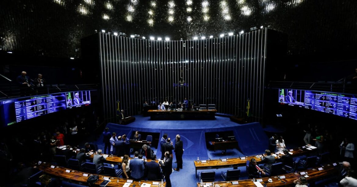 senado-aprova-projeto-que-limita-compensacoes-tributarias
