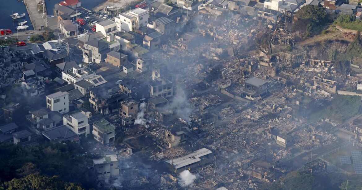 maior-incendio-do-japao-em-quase-50-anos-destroi-170-edificios-e-mata-uma-pessoa