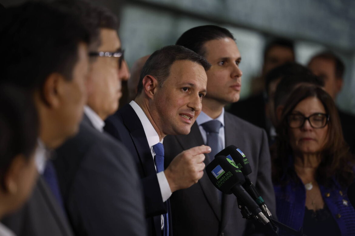 partidos-com-ministerios-entregam-60%-dos-votos-favoraveis-ao-texto-de-derrite-para-o-pl-antifaccao