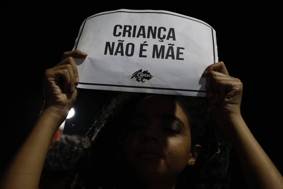 representantes-da-sociedade-civil-em-conselho-da-crianca-rebatem-criticas-de-ex-presidente