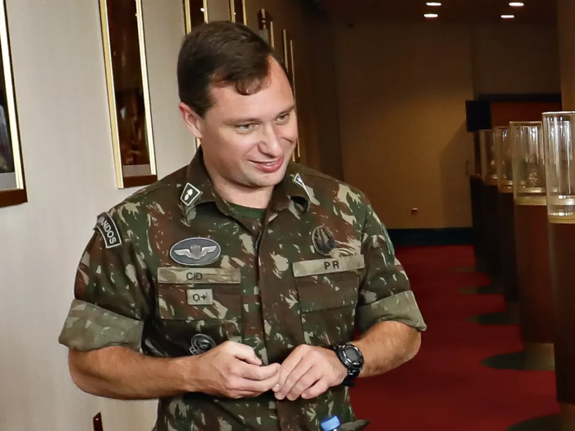 exercito-recua-e-muda-situacao-de-mauro-cid-apos-julgamento-no-stf