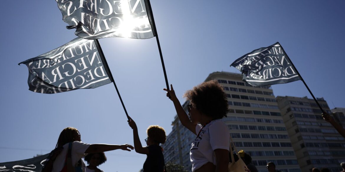 ambiente-de-trabalho-concentra-30%-dos-casos-de-racismo-no-pais