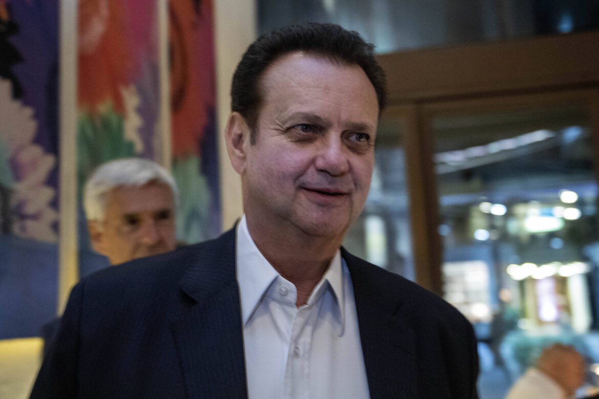 kassab-diz-que-bolsonaro-e-'um-pouco-mais-radical-de-direita'-e-continuara-inelegivel