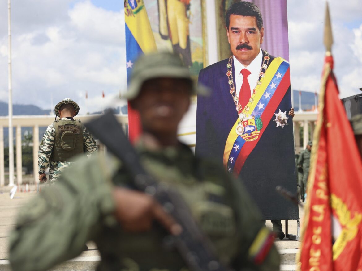 ridicula-mentira:-caracas-diz-que-cartel-de-los-soles-e-invencao-dos-eua-e-rechaca-classificacao-de-terrorismo