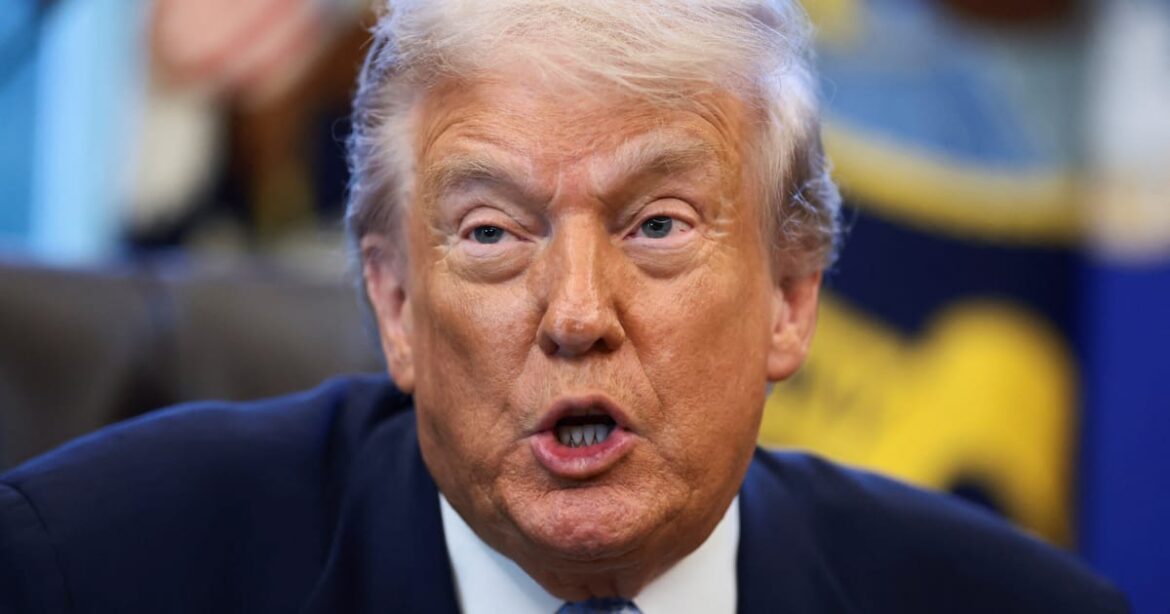 governo-dos-eua-vai-demitir-317-mil-funcionarios-este-ano,-diz-chefe-de-rh-de-trump
