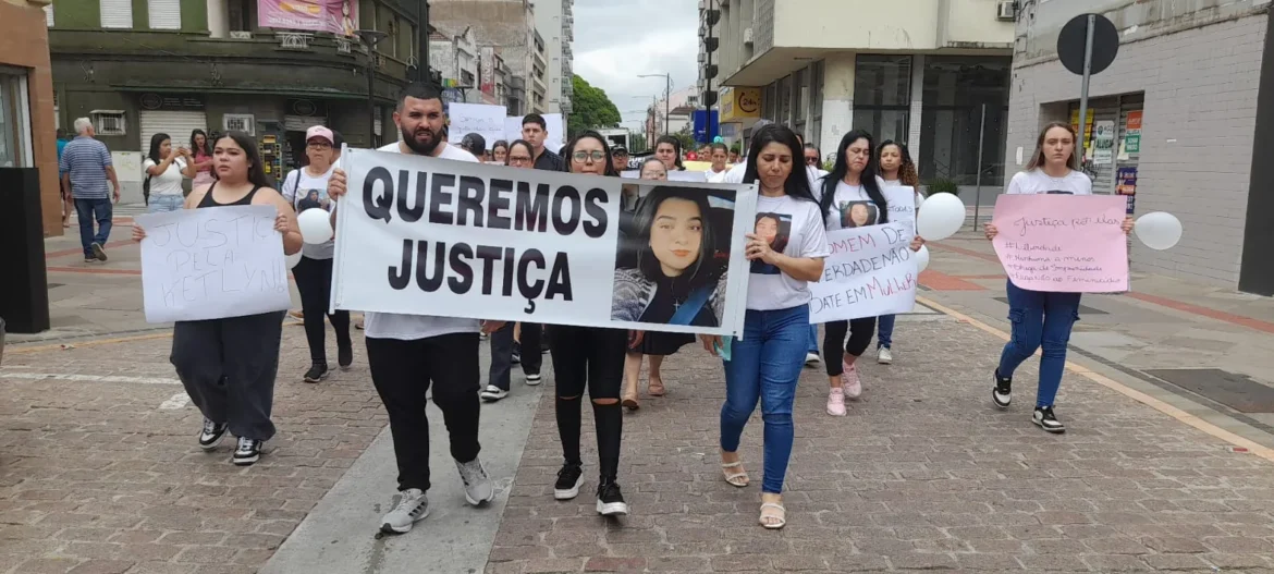 basta-de-feminicidio:-caminhada-em-sao-leopoldo-cobra-justica-por-ketlyn-e-por-todas-as-vitimas-no-rs