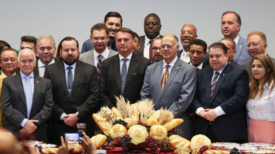 como-a-bancada-evangelica-reagiu-a-prisao-de-bolsonaro
