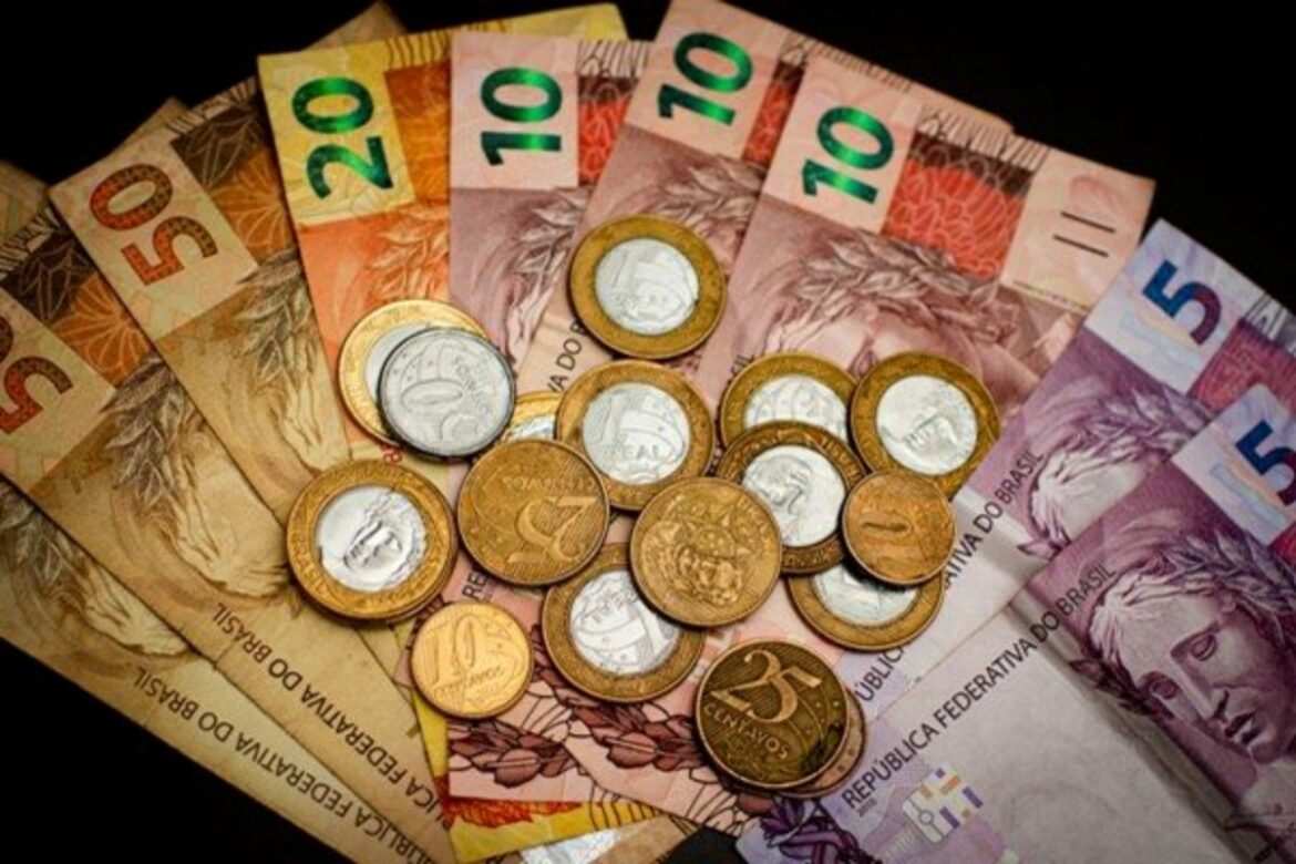 ipsos:-35%-se-veem-em-situacao-financeira-dificil,-mas-esperam-renda-maior-em-2026