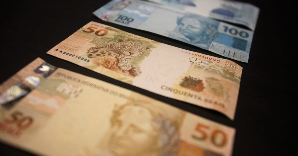 concessoes-de-emprestimos-no-brasil-caem-1,1%-em-outubro,-aponta-bc