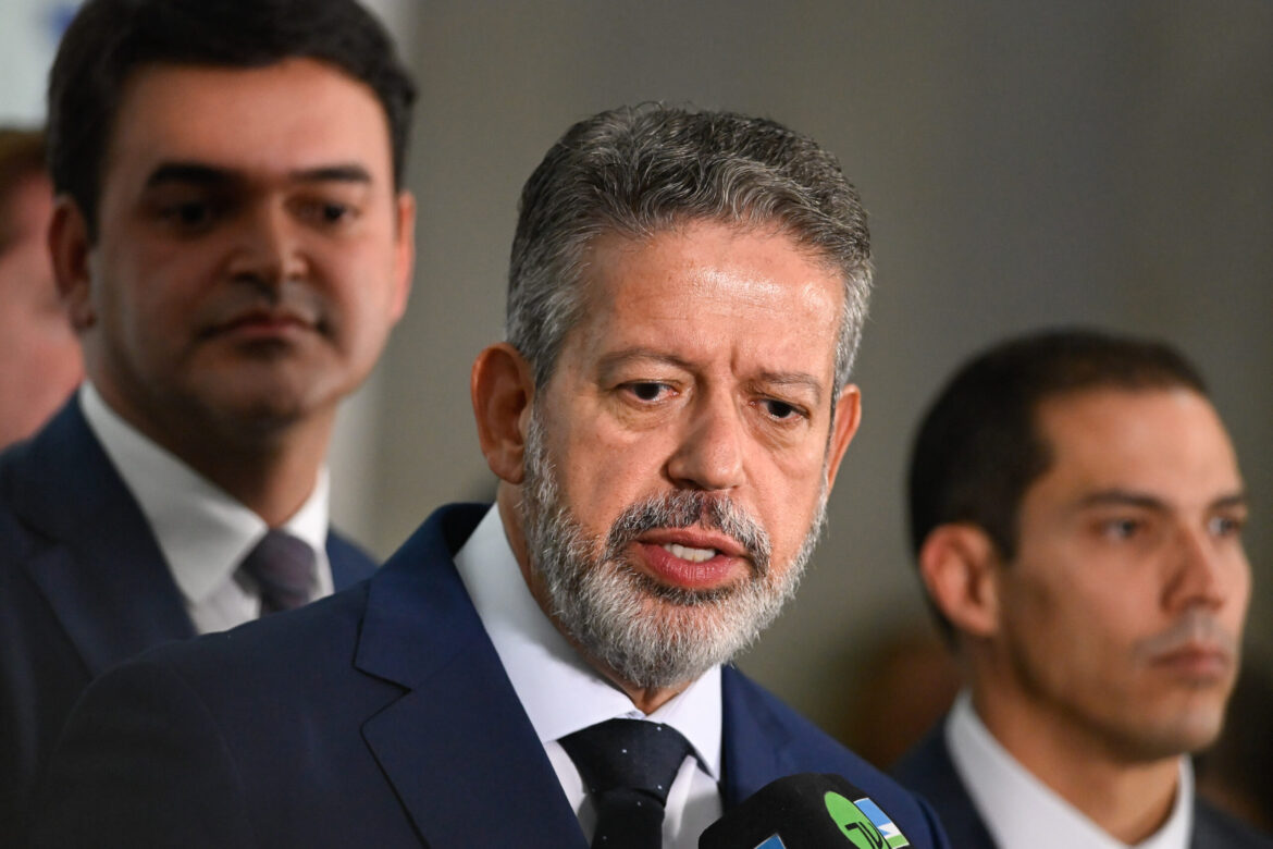 na-sancao-do-ir,-lira-cita-parceria-com-gleisi-e-defende-dialogo
