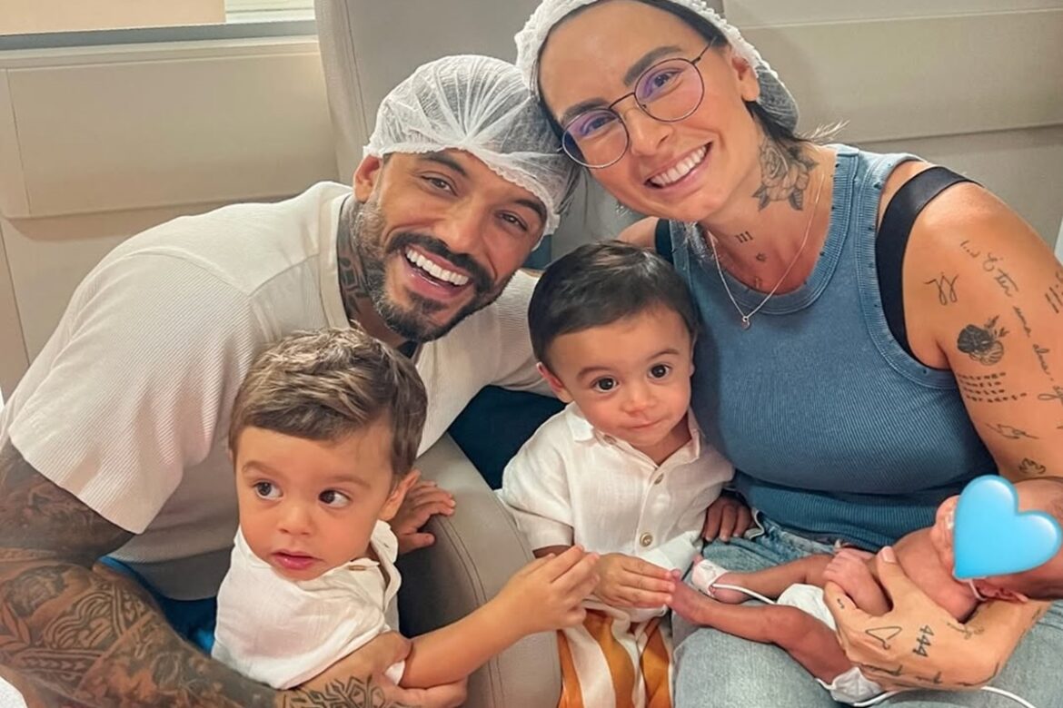 clara-maia-mostra-rostinho-de-theo,-que-nasceu-prematuro-e-esta-na-uti