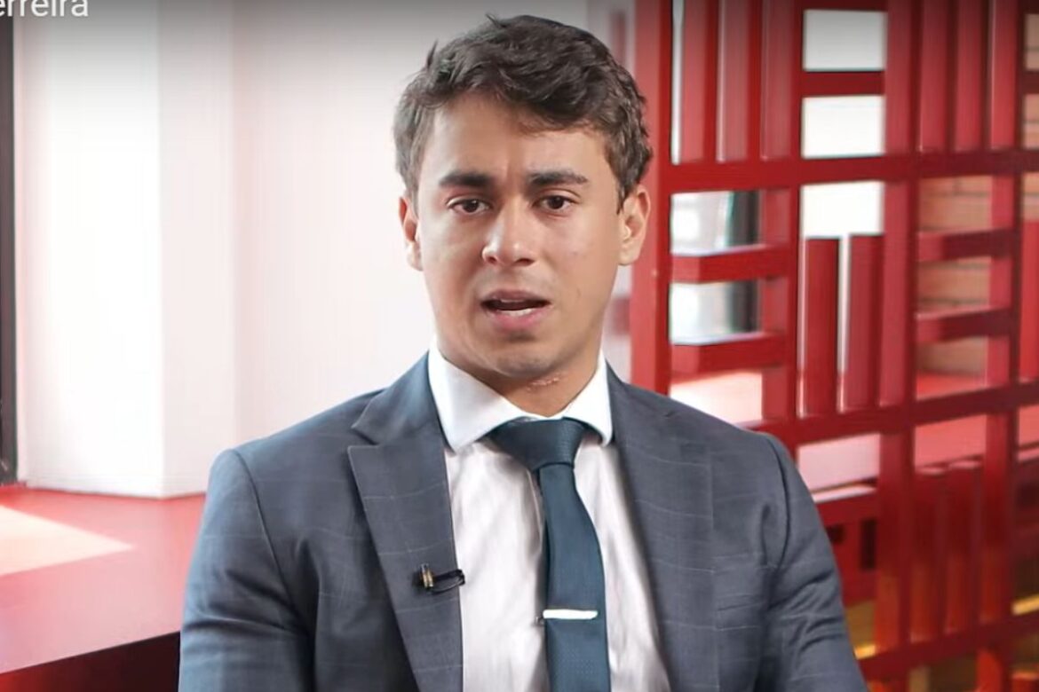 nikolas-reage-apos-moraes-questionar-uso-de-celular-junto-a-bolsonaro
