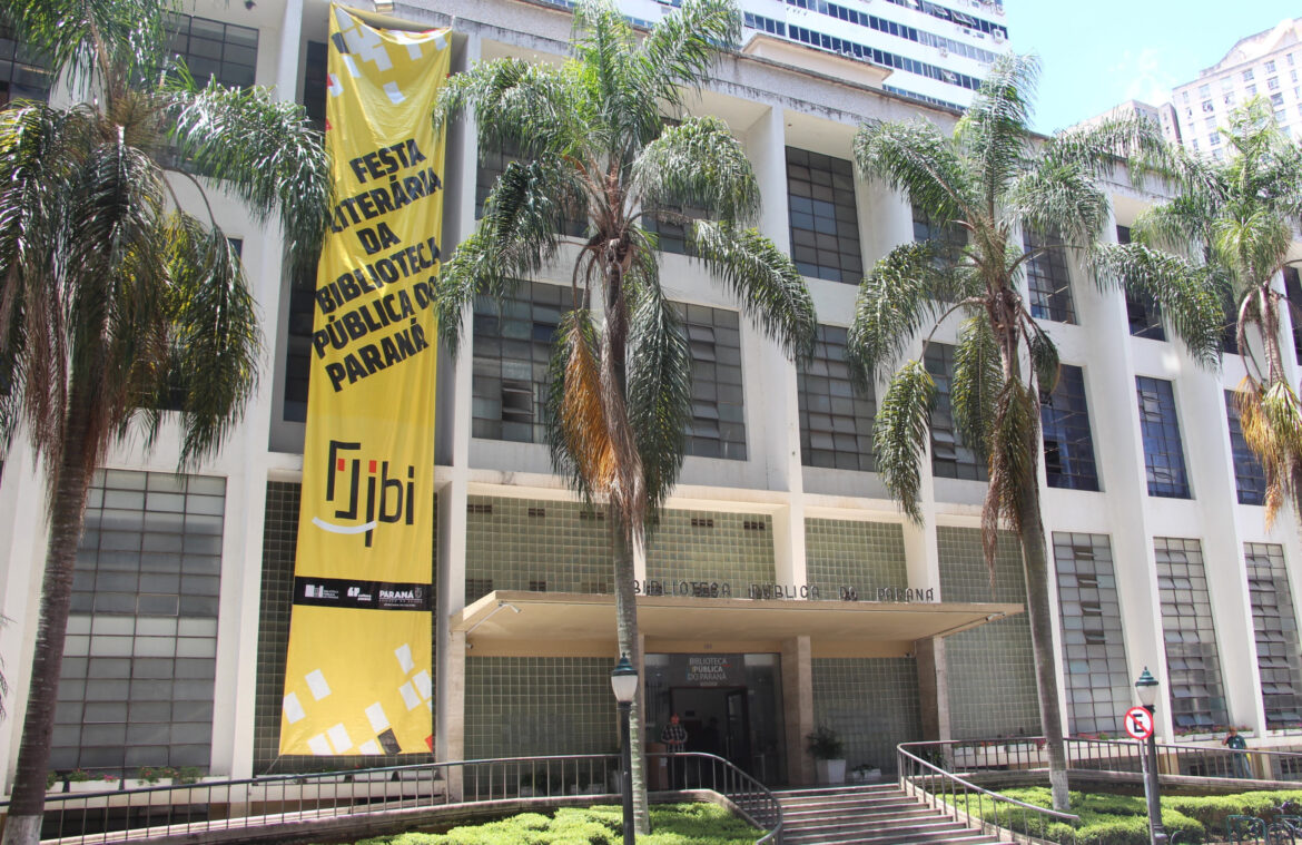 biblioteca-publica-do-parana-promove-a-8a-edicao-da-flibi-no-inicio-de-dezembro