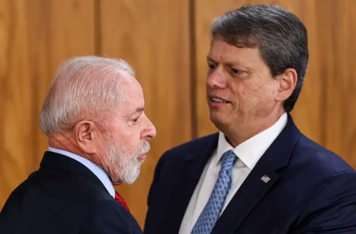 o-que-o-taro-revela-sobre-tarcisio,-lula-e-bolsonaro-em-2026