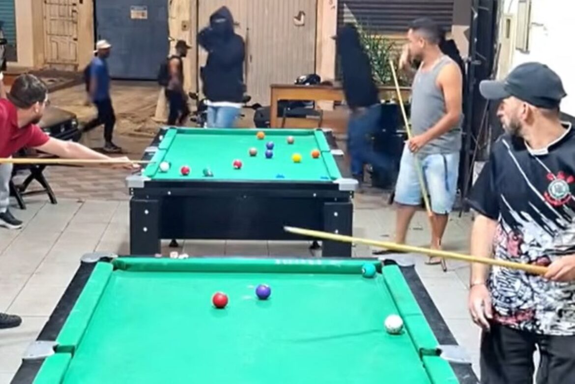 live-transmite-assalto-durante-campeonato-de-sinuca-em-bar-de-sp