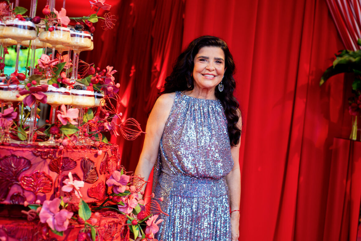 valeria-leao-celebra-60-anos-em-festa-marcada-por-animacao-e-prestigio